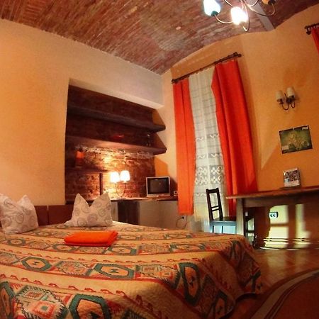 Brasov Apartment In Historic Center מראה חיצוני תמונה