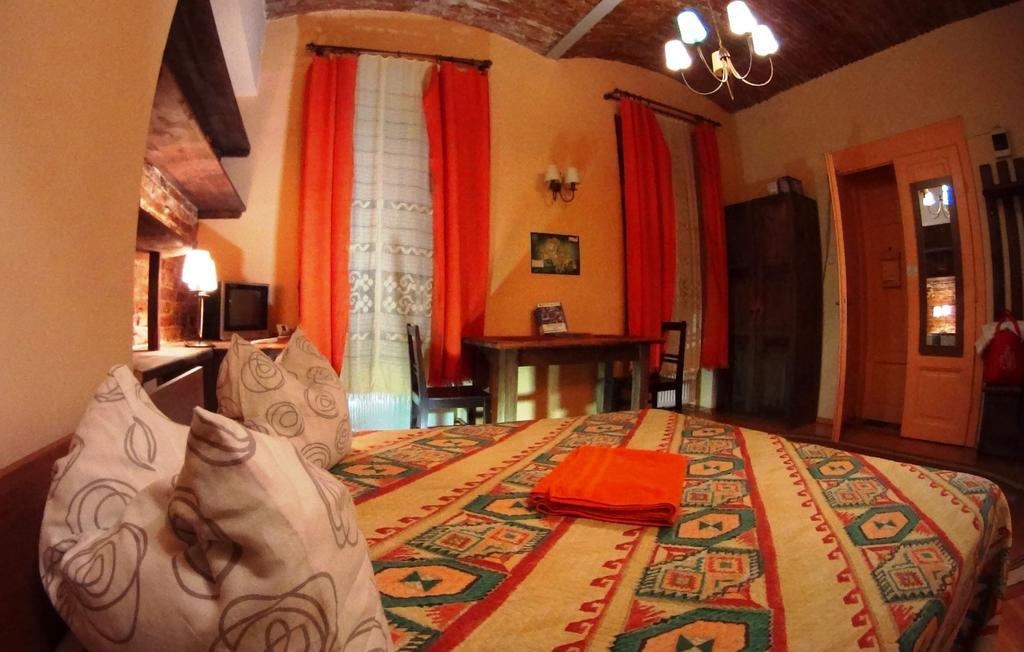 Brasov Apartment In Historic Center מראה חיצוני תמונה